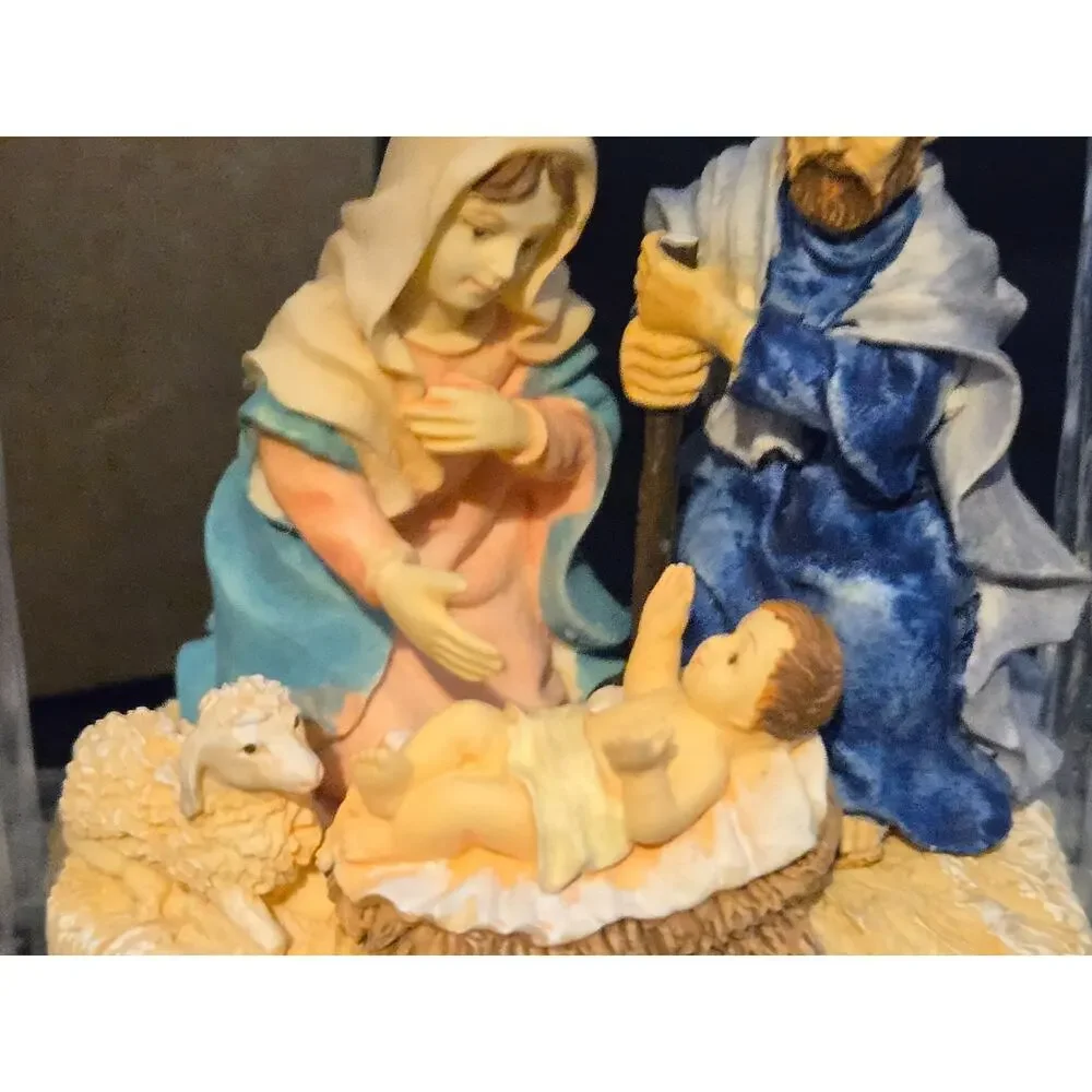 Avon Gift Collection Lighted Musical Hanging Nativity Ornament Christmas 2000